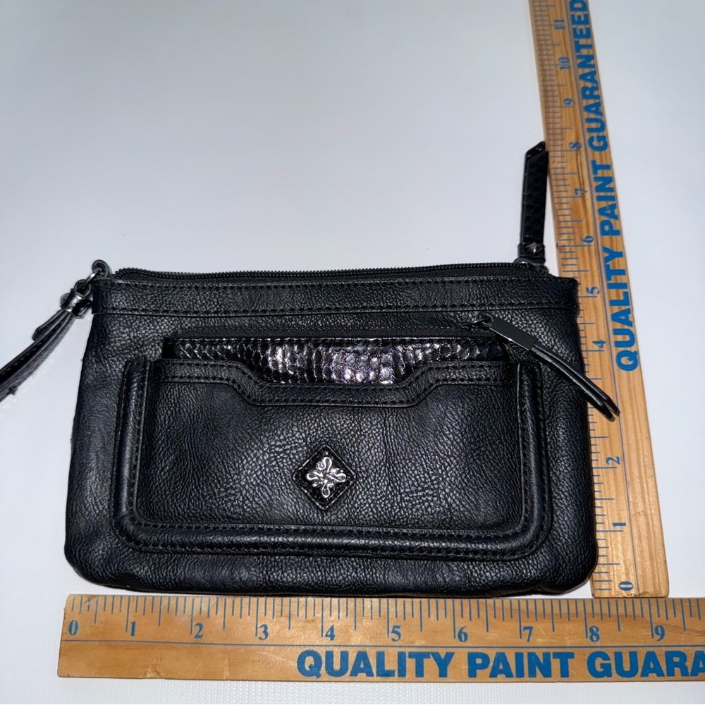 Simply Vera Black Wristlet with Embellished Accent‎